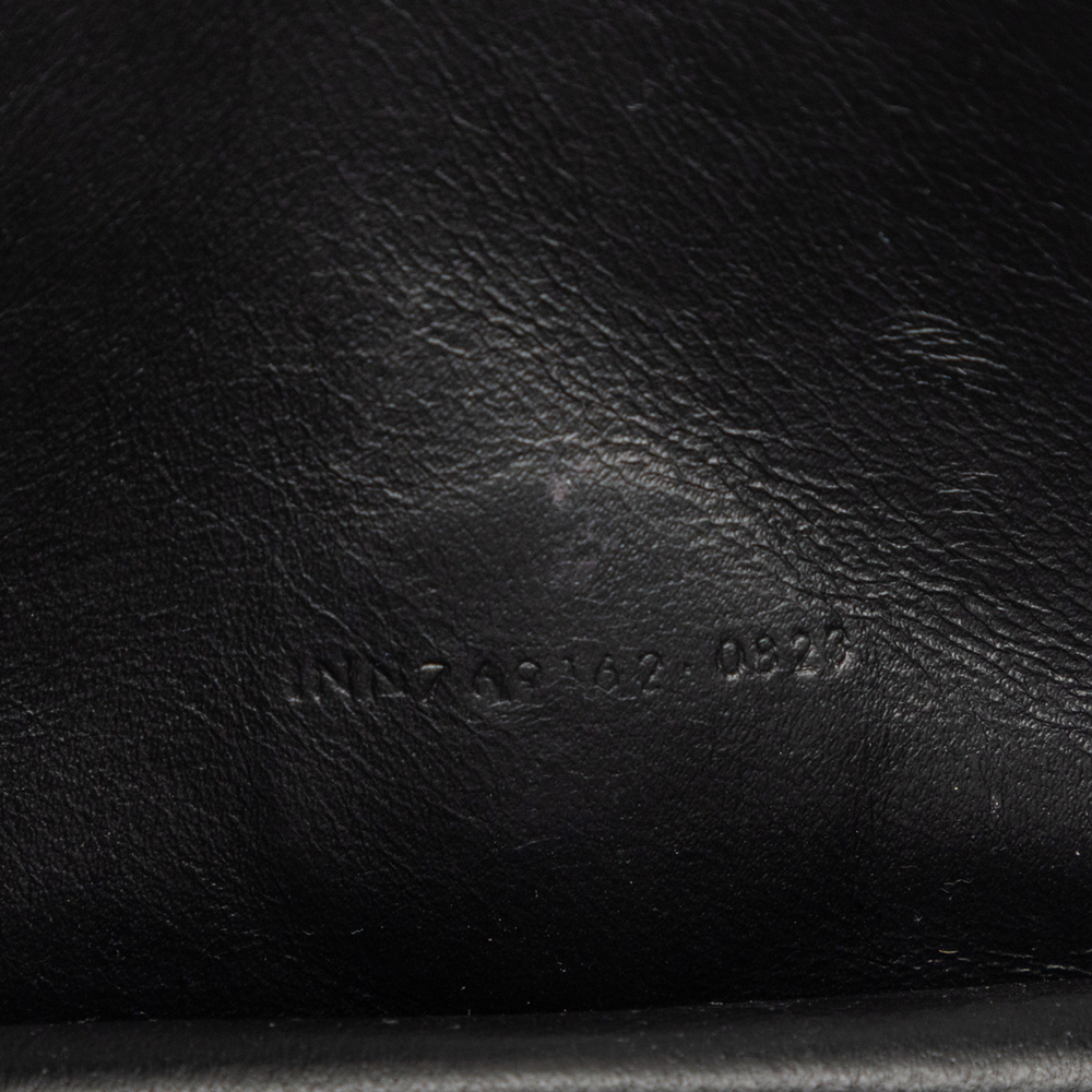 Pre-Loved Saint Laurent Smooth Calfskin Crossbody - Picture 6 of 7